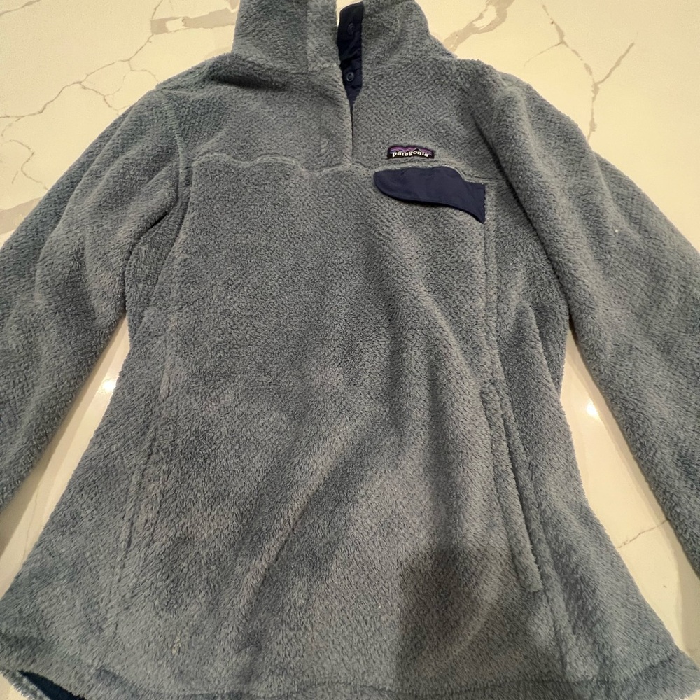 Gray Patagonia fleece